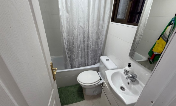 Rynek Wtórny - Apartament / Duplex - Torrevieja - La Siesta
