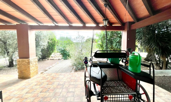 Resale - Farm Estate / Country Property - Orihuela