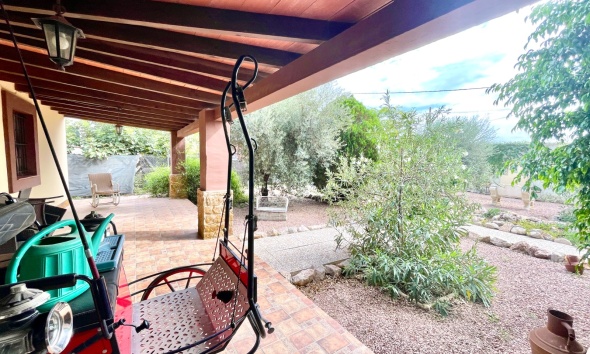Resale - Farm Estate / Country Property - Orihuela