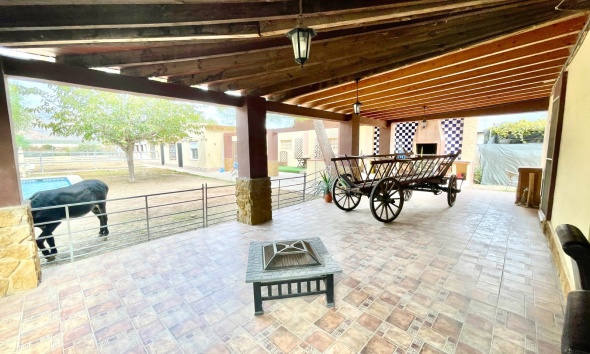 Resale - Farm Estate / Country Property - Orihuela