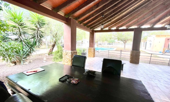 Resale - Farm Estate / Country Property - Orihuela