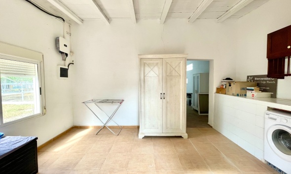 Resale - Farm Estate / Country Property - Orihuela