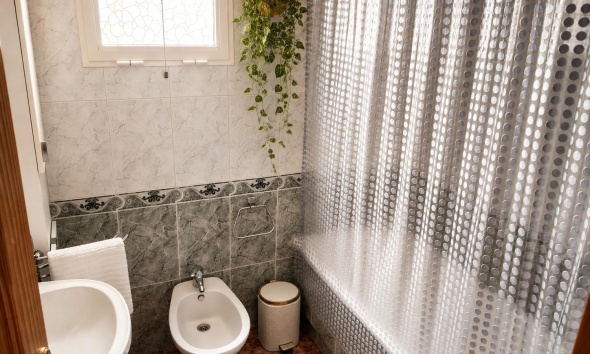 Resale - Apartment / Duplex - Torrevieja - Habaneras