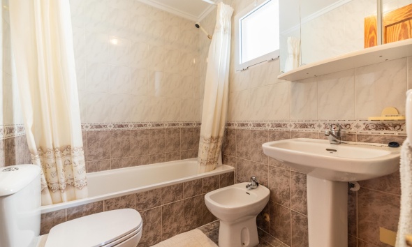 Resale - Apartment / Duplex - Torrevieja - Cala del palangre