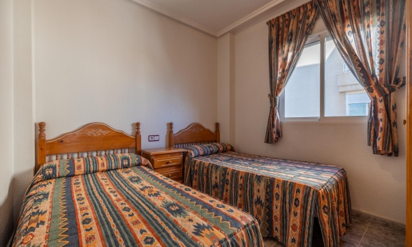 Resale - Apartment / Duplex - Torrevieja - Cala del palangre