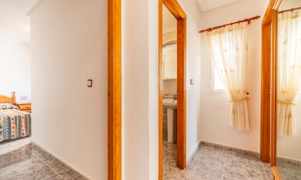 Resale - Apartment / Duplex - Torrevieja - Cala del palangre