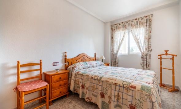 Resale - Apartment / Duplex - Torrevieja - Cala del palangre