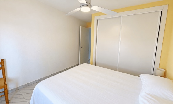 Resale - Apartment / Duplex - Los Alcazares - Los Alcázares