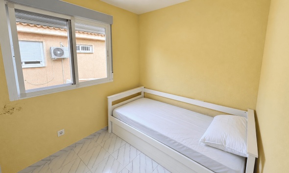 Resale - Apartment / Duplex - Los Alcazares - Los Alcázares