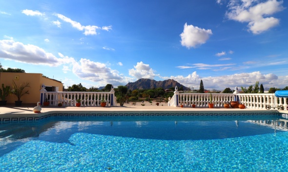 Resale - Farm Estate / Country Property - Rafal - El Mudamiento