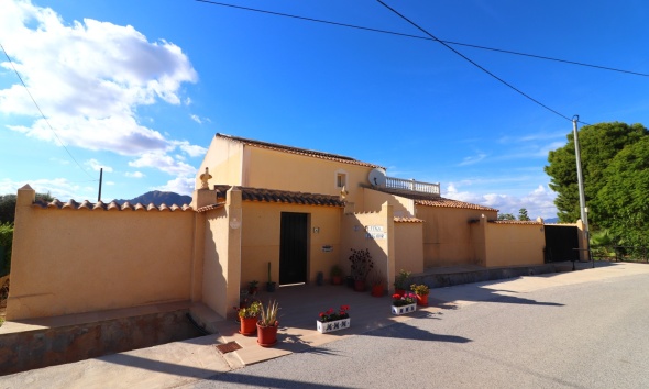 Resale - Farm Estate / Country Property - Rafal - El Mudamiento