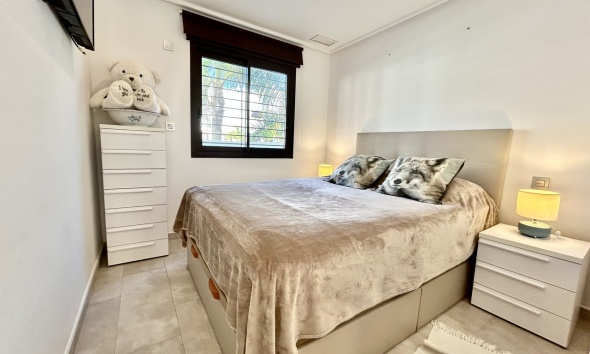 Resale - Townhouse / Terraced House - Torre de la Horadada
