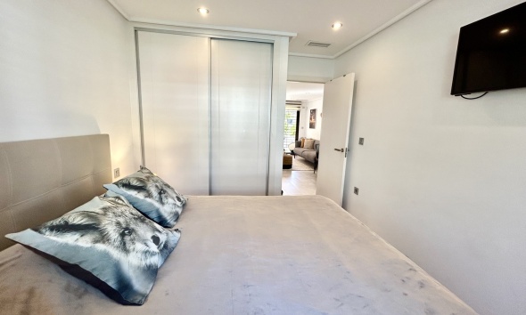 Resale - Townhouse / Terraced House - Torre de la Horadada