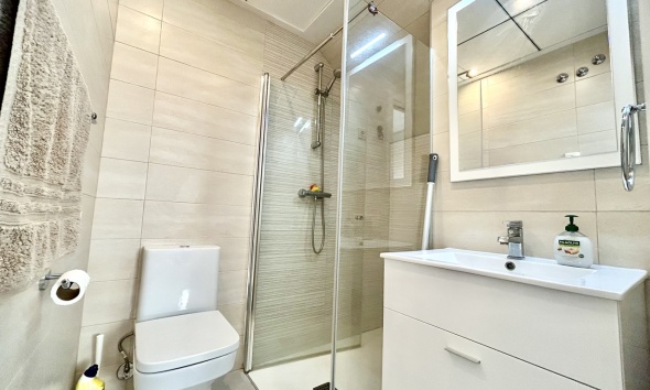 Resale - Townhouse / Terraced House - Torre de la Horadada