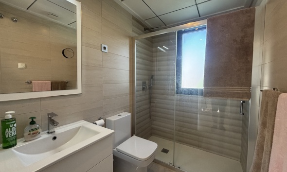 Resale - Townhouse / Terraced House - Torre de la Horadada