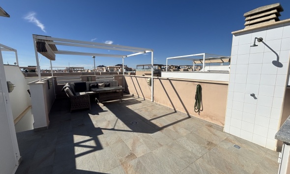 Resale - Townhouse / Terraced House - Torre de la Horadada