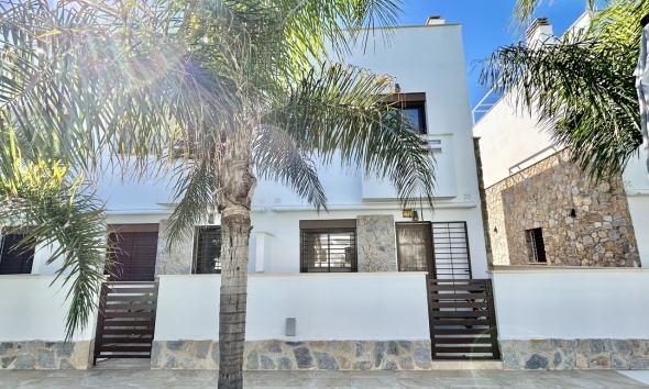 Resale - Townhouse / Terraced House - Torre de la Horadada