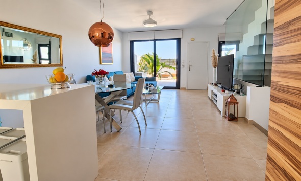 Resale - Villa / House - Orihuela Costa - Villamartín