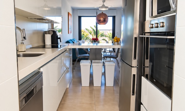 Resale - Villa / House - Orihuela Costa - Villamartín