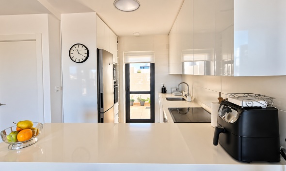 Resale - Villa / House - Orihuela Costa - Villamartín