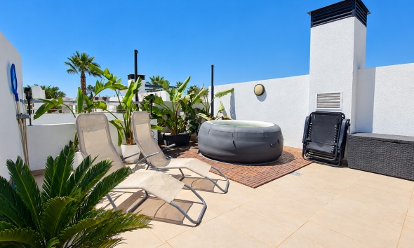 Resale - Villa / House - Orihuela Costa - Villamartín