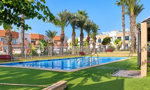 Resale - Villa / House - Orihuela Costa - Villamartín