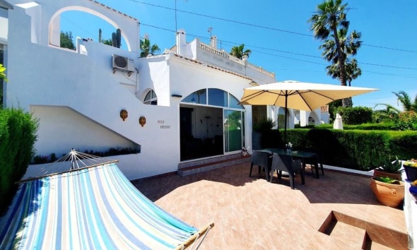 Resale - Townhouse / Terraced House - Orihuela Costa - Villamartín