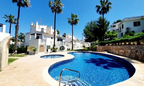 Resale - Townhouse / Terraced House - Orihuela Costa - Villamartín