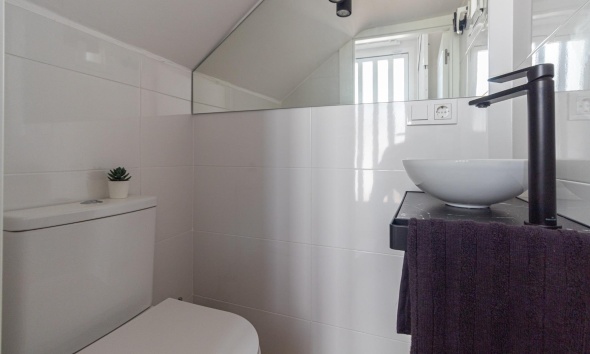 Resale - Townhouse / Terraced House - Torrevieja - Los Frutales
