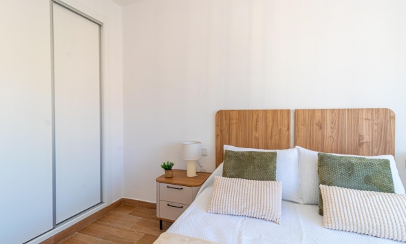 Resale - Townhouse / Terraced House - Torrevieja - Los Frutales