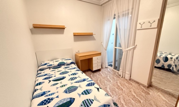 Resale - Apartment / Duplex - Torrevieja - Playa del Cura