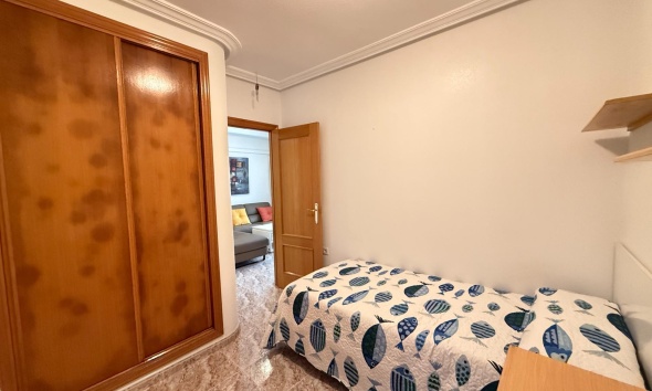 Resale - Apartment / Duplex - Torrevieja - Playa del Cura