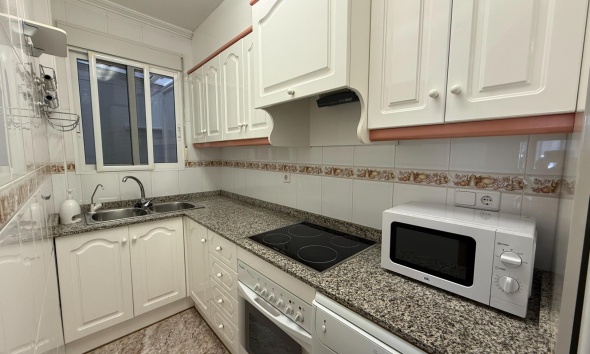Resale - Apartment / Duplex - Torrevieja - Playa del Cura