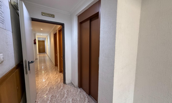 Resale - Apartment / Duplex - Torrevieja - Playa del Cura