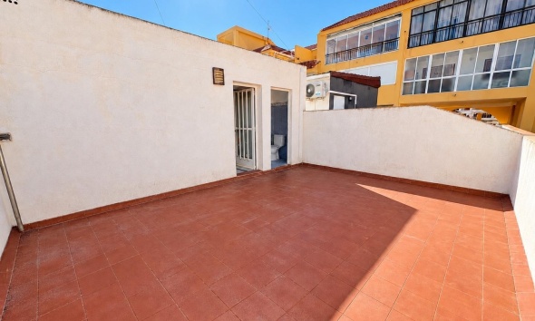 Resale - Apartment / Duplex - Torrevieja - Los Europeos
