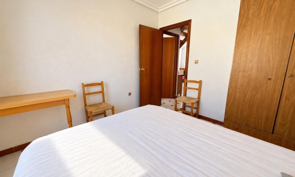Resale - Apartment / Duplex - Torrevieja - Los Europeos