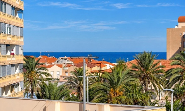 Resale - Apartment / Duplex - Torrevieja - Los Europeos