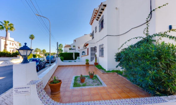 Resale - Apartment / Duplex - Orihuela Costa - Villamartín