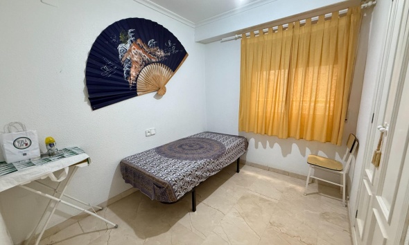 Resale - Apartment / Duplex - Torrevieja - Playa del Cura