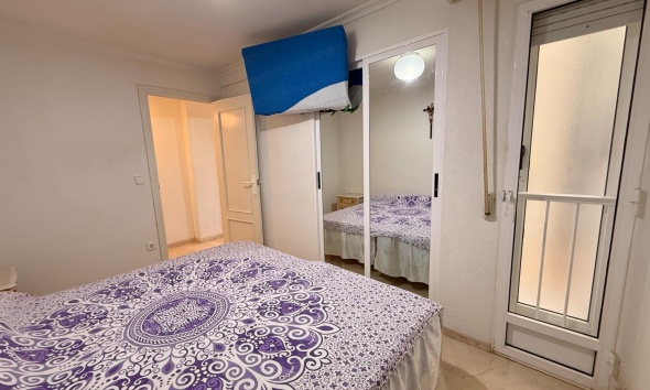 Resale - Apartment / Duplex - Torrevieja - Playa del Cura