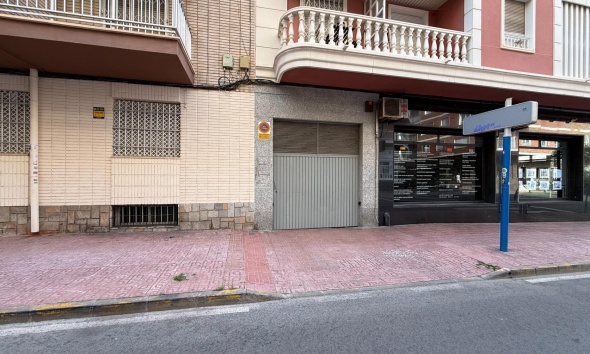Resale - Apartment / Duplex - Torrevieja - Playa del Cura