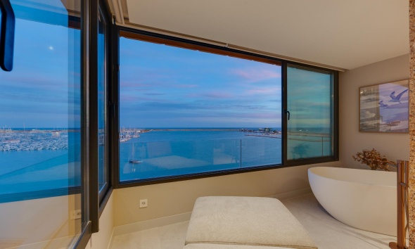 Resale - Apartment / Duplex - Torrevieja - Playa del Acequión