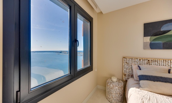 Resale - Apartment / Duplex - Torrevieja - Playa del Acequión