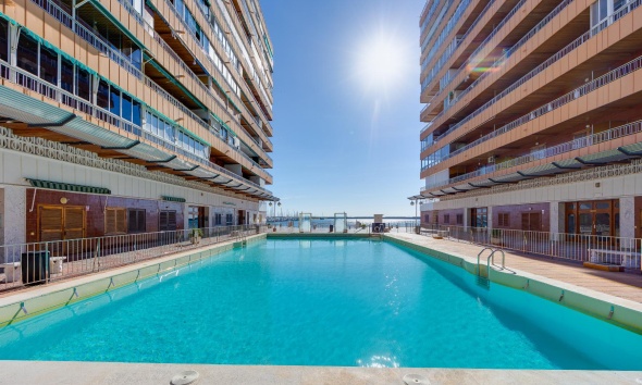 Resale - Apartment / Duplex - Torrevieja - Playa del Acequión