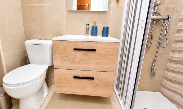 Resale - Apartment / Duplex - Torrevieja - Playa de los Locos