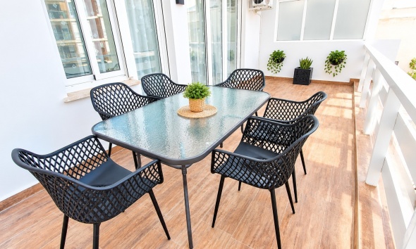 Resale - Apartment / Duplex - Torrevieja - Playa de los Locos