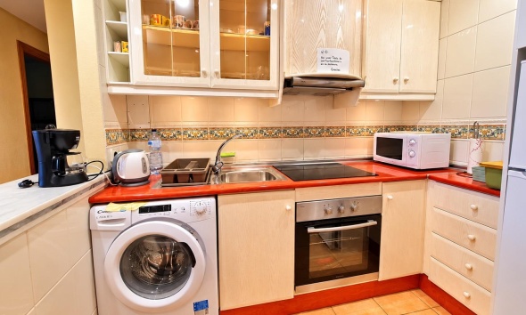 Resale - Apartment / Duplex - Torrevieja - Torreblanca